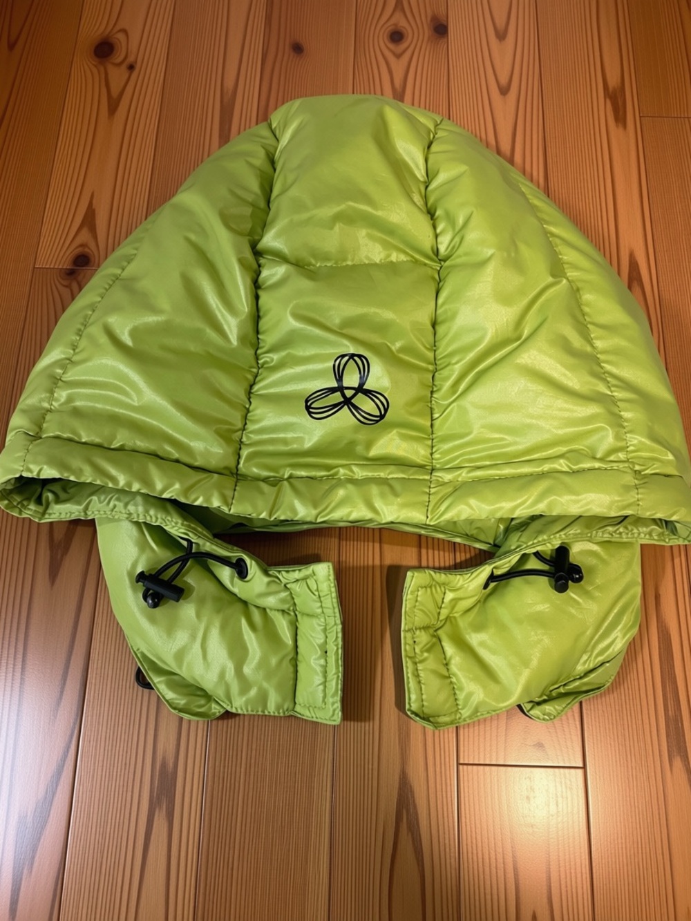 TNA Aritzia Superpuff size medium - Picture 3 of 9